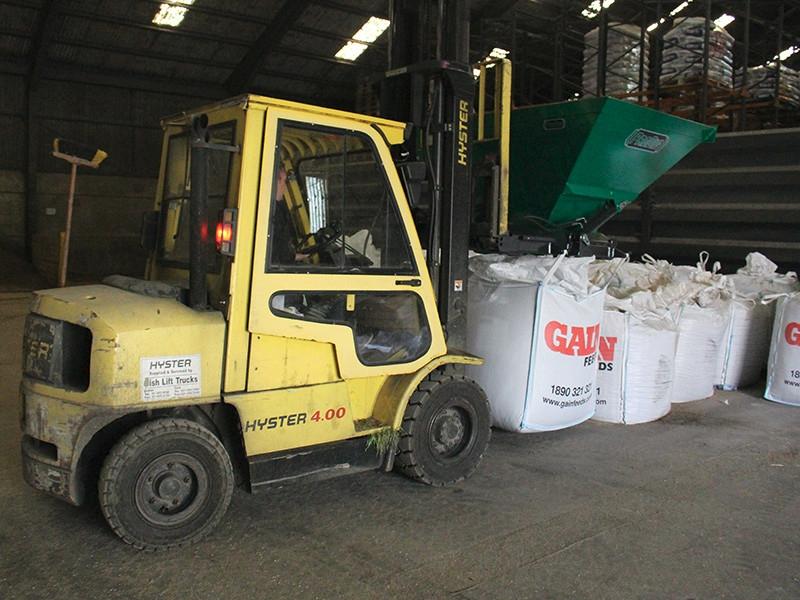 Fork Lift Bag Filler