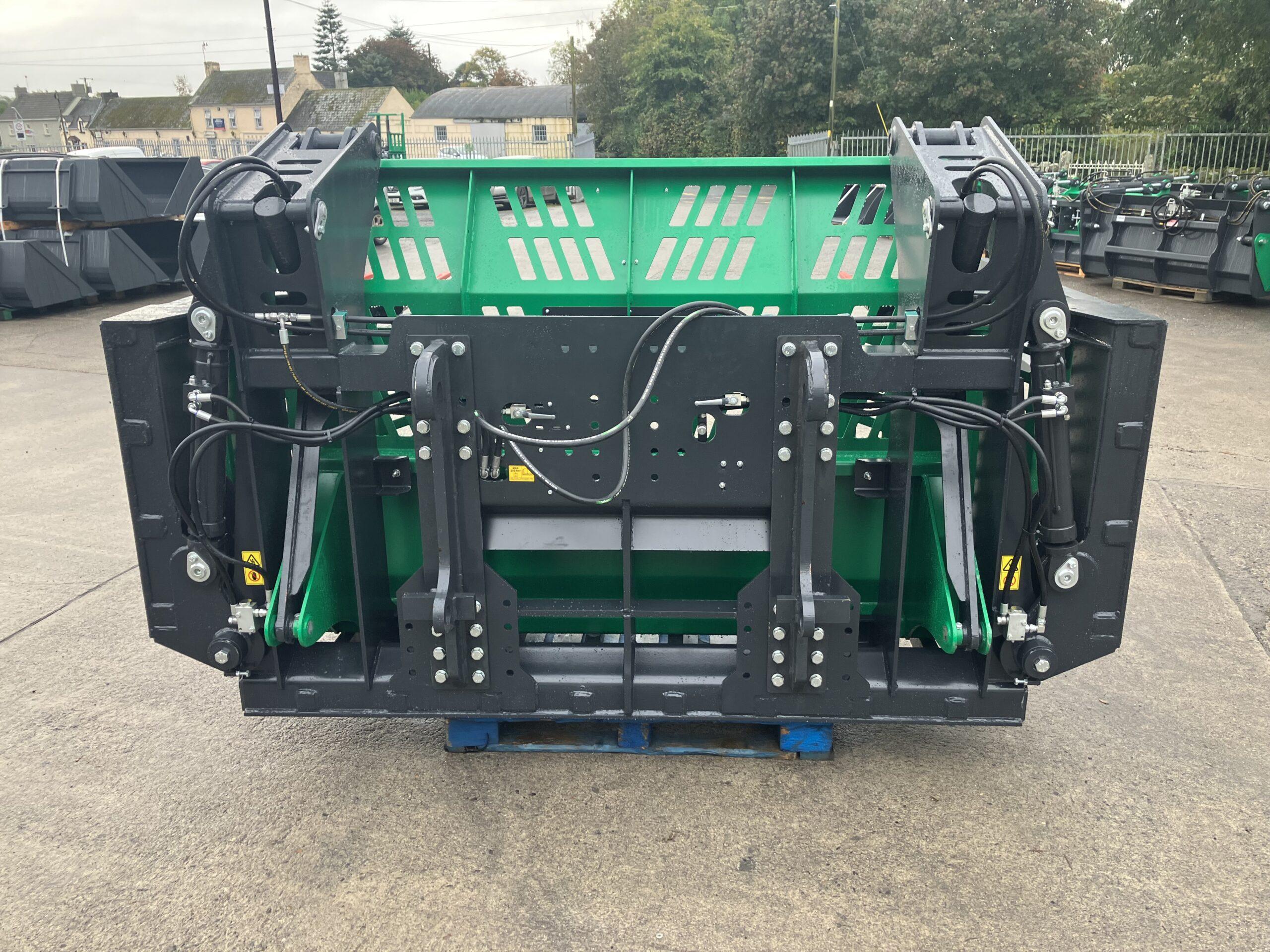 Push Off Folding Grass Fork